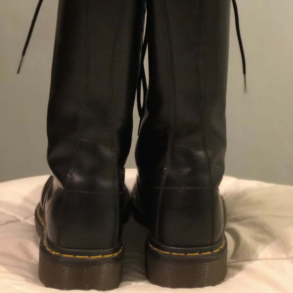 Dr.Martens